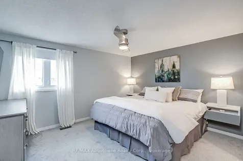 2470 Headon Forest Drive Burlington ON L7M 3X4