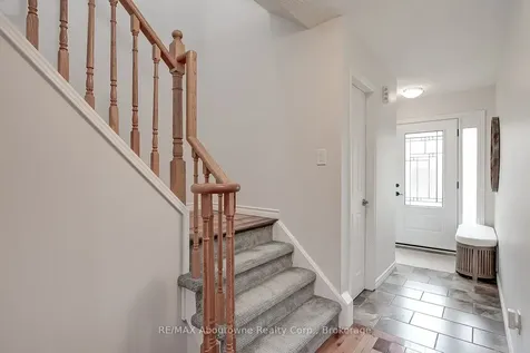 2470 Headon Forest Drive Burlington ON L7M 3X4