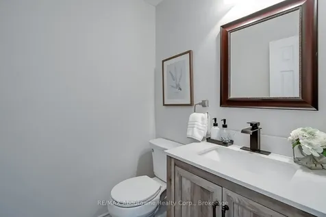2470 Headon Forest Drive Burlington ON L7M 3X4