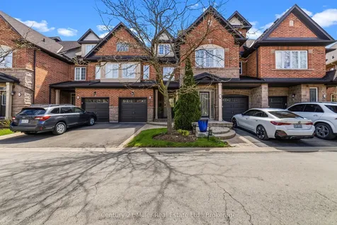 300 Ravineview Way Oakville ON L6H 7J1