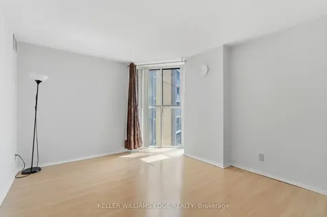 25 Trailwood Drive Mississauga ON L4Z 3K9