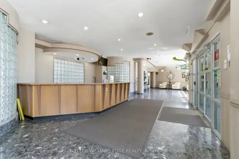 25 Trailwood Drive Mississauga ON L4Z 3K9
