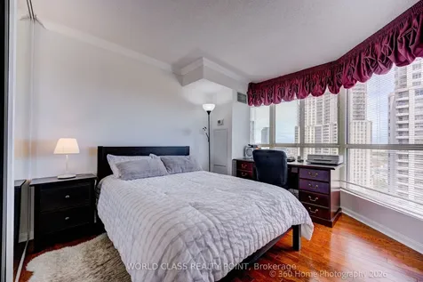 55 Kingsbridge Garden Circle Mississauga ON L5R 1Y1