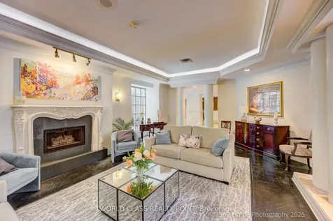 55 Kingsbridge Garden Circle Mississauga ON L5R 1Y1