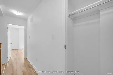 2212 Bromsgrove Road Mississauga ON L5J 0B3