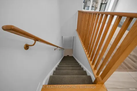 2212 Bromsgrove Road Mississauga ON L5J 0B3
