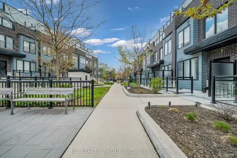 2212 Bromsgrove Road Mississauga ON L5J 0B3