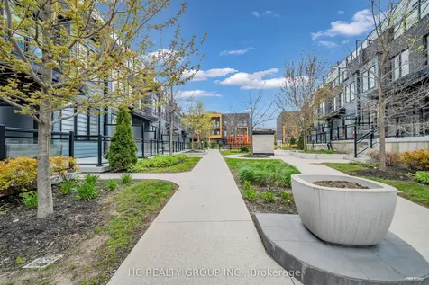 2212 Bromsgrove Road Mississauga ON L5J 0B3