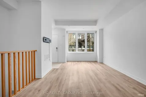 2212 Bromsgrove Road Mississauga ON L5J 0B3