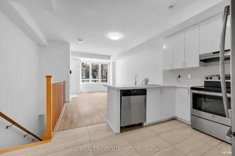 2212 Bromsgrove Road Mississauga ON L5J 0B3