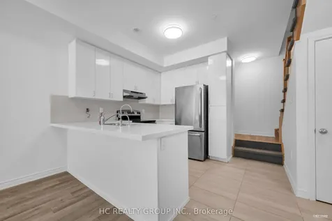 2212 Bromsgrove Road Mississauga ON L5J 0B3