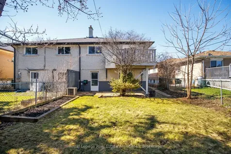 66 Kingsmere Crescent Brampton ON L6X 1Z4