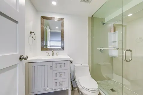 1518 Oakhill Drive Oakville ON L6J 1Y5
