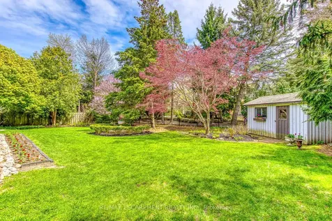 1518 Oakhill Drive Oakville ON L6J 1Y5