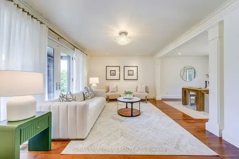 1518 Oakhill Drive Oakville ON L6J 1Y5