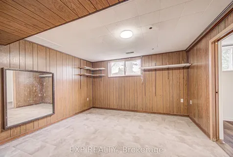 8 Sanford Crescent Brampton ON L6X 2C3
