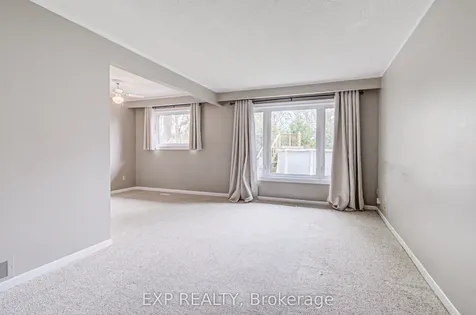 8 Sanford Crescent Brampton ON L6X 2C3