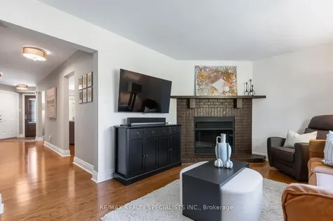 3425 Nutcracker Drive Mississauga ON L5N 6E6