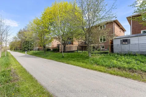 3425 Nutcracker Drive Mississauga ON L5N 6E6