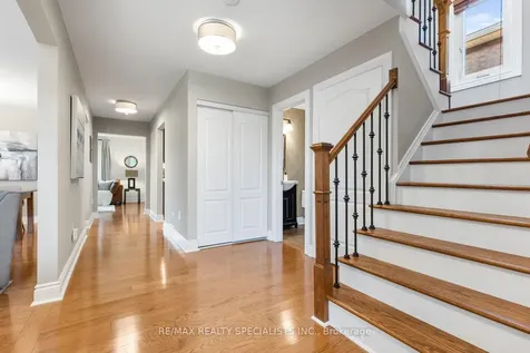 3425 Nutcracker Drive Mississauga ON L5N 6E6