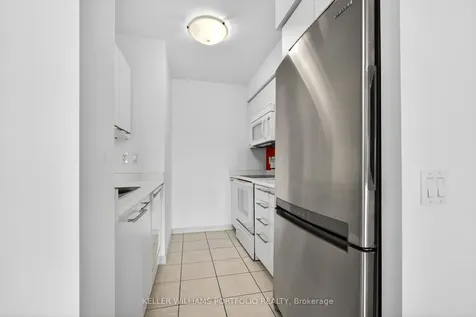 61 Heintzman Street Toronto ON M6P 5A2