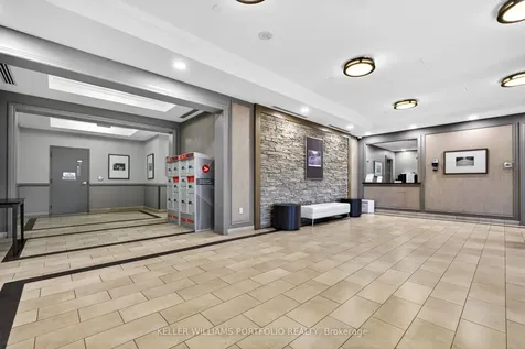 61 Heintzman Street Toronto ON M6P 5A2