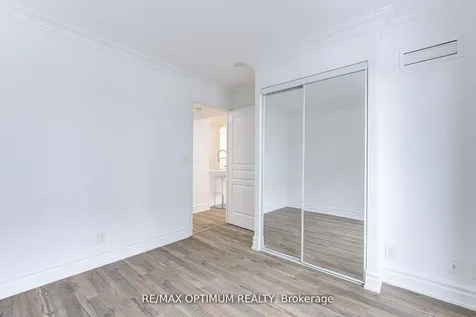 185 Legion Road N Toronto ON M8Y 0A1