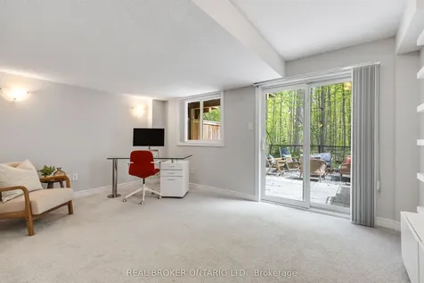 233 Duskywing Way Oakville ON L6L 0C5