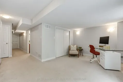 233 Duskywing Way Oakville ON L6L 0C5