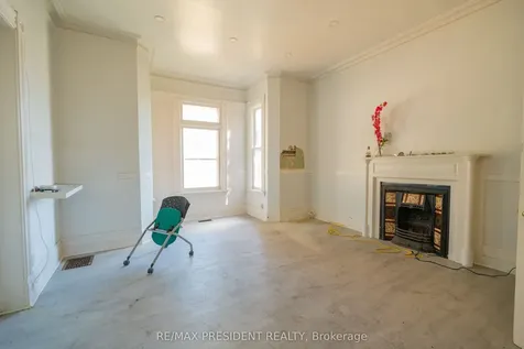 2 David Street Brampton ON L6X 1J1