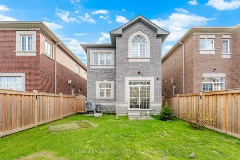 24 Duffel Crescent Halton Hills ON L7G 0M1