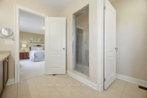 8 Kearny Avenue Caledon ON L7C 3N9
