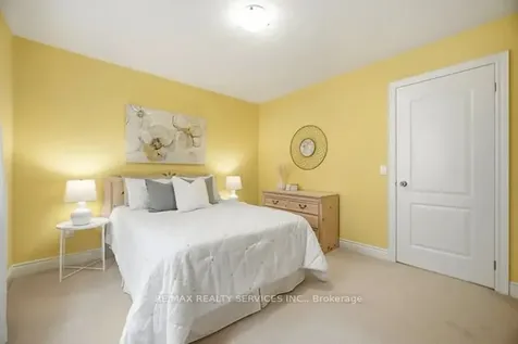 8 Kearny Avenue Caledon ON L7C 3N9