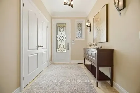8 Kearny Avenue Caledon ON L7C 3N9