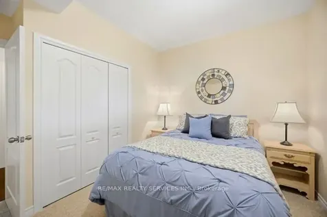 8 Kearny Avenue Caledon ON L7C 3N9