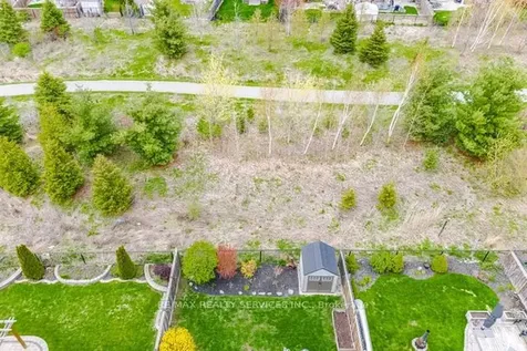 8 Kearny Avenue Caledon ON L7C 3N9