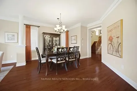 8 Kearny Avenue Caledon ON L7C 3N9