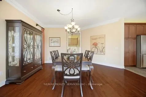 8 Kearny Avenue Caledon ON L7C 3N9