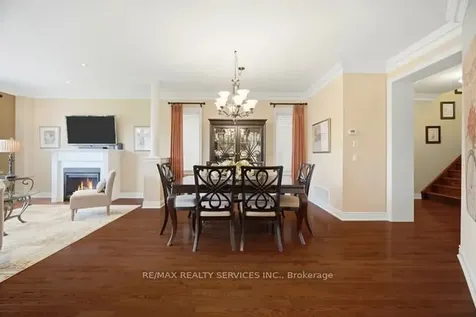 8 Kearny Avenue Caledon ON L7C 3N9
