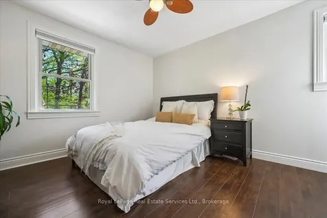 1463 Augustine Drive Burlington ON L7P 2N1