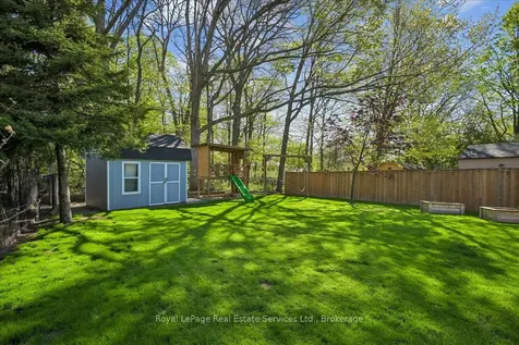 1463 Augustine Drive Burlington ON L7P 2N1