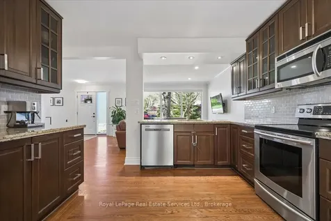 1463 Augustine Drive Burlington ON L7P 2N1