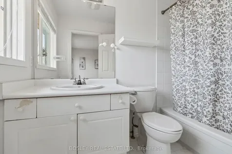 2223 Prescott Place Burlington ON L7L 6L3
