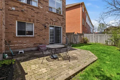 2223 Prescott Place Burlington ON L7L 6L3