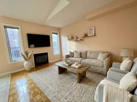 24 Pergola Way Brampton ON L6Y 5M6