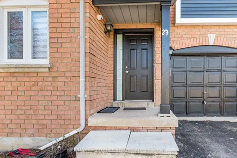 37 Elk Street Brampton ON L6R 1R9