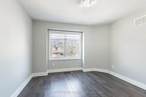 37 Elk Street Brampton ON L6R 1R9