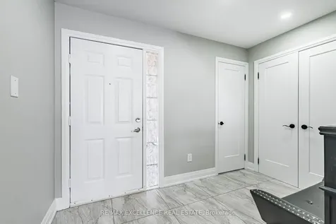 37 Elk Street Brampton ON L6R 1R9