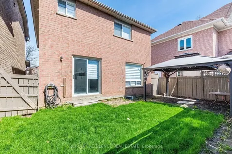 37 Elk Street Brampton ON L6R 1R9