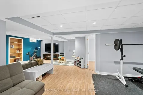 2134 Danube Court Mississauga ON L5K 2T1